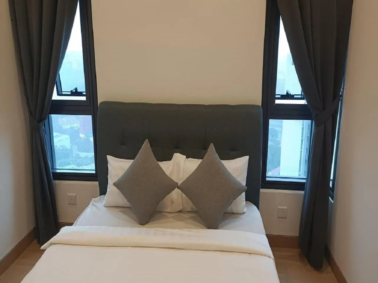 Lucentia Residence Kuala Lumpur By Infinity Pool Suite